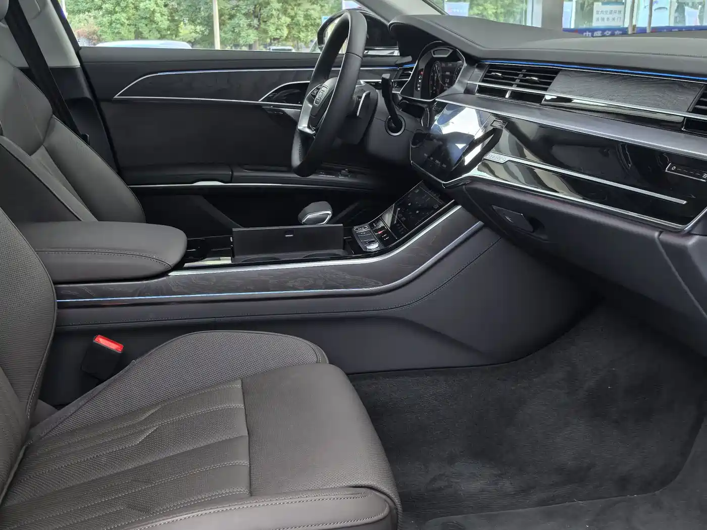 Audi A8 2026 2025 A8L 45 TFSI quattro Luxury