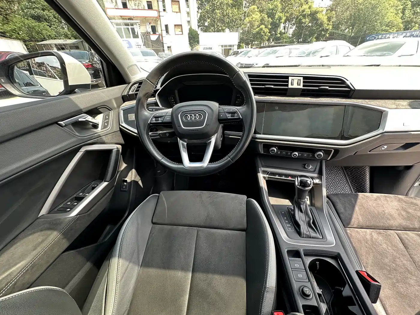 Audi Q3 2021 35 TFSI Progressive Sport фото 13