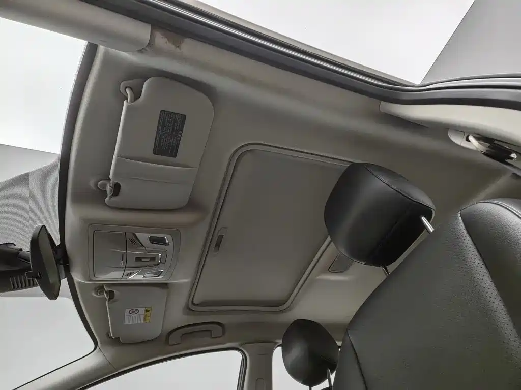 Фото 14 - Nissan Sylphy