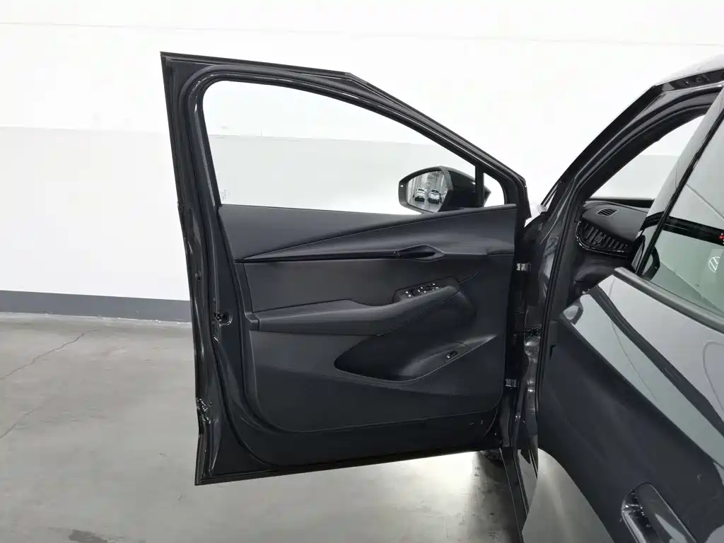 Volkswagen Unique 06 2026 2025 Pure