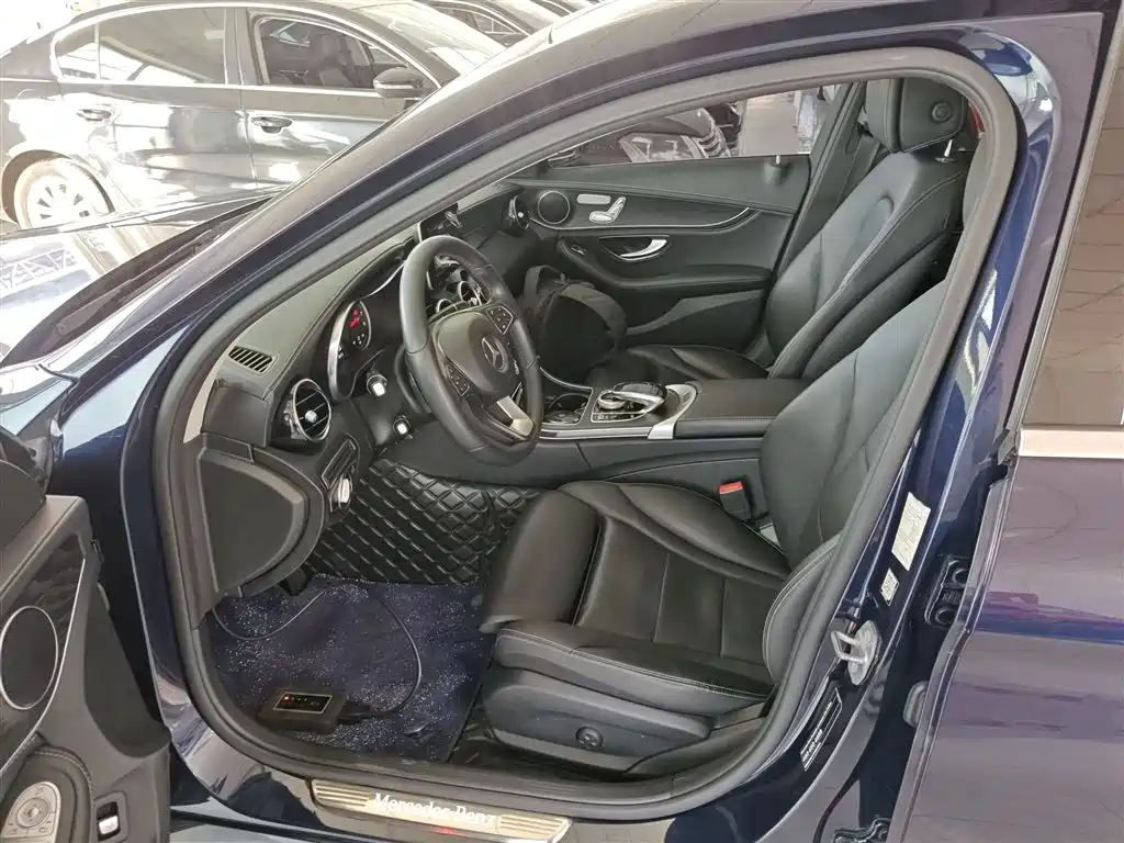Mercedes-Benz C-Class 2018 C 200 L Sport Edition фото 16