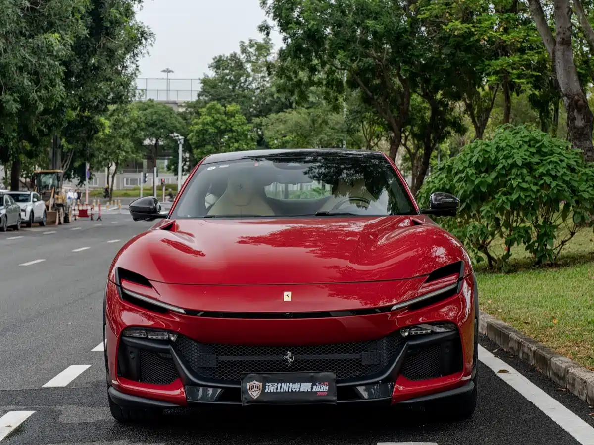 Ferrari Purosangue 2024 2023 6.5L V12