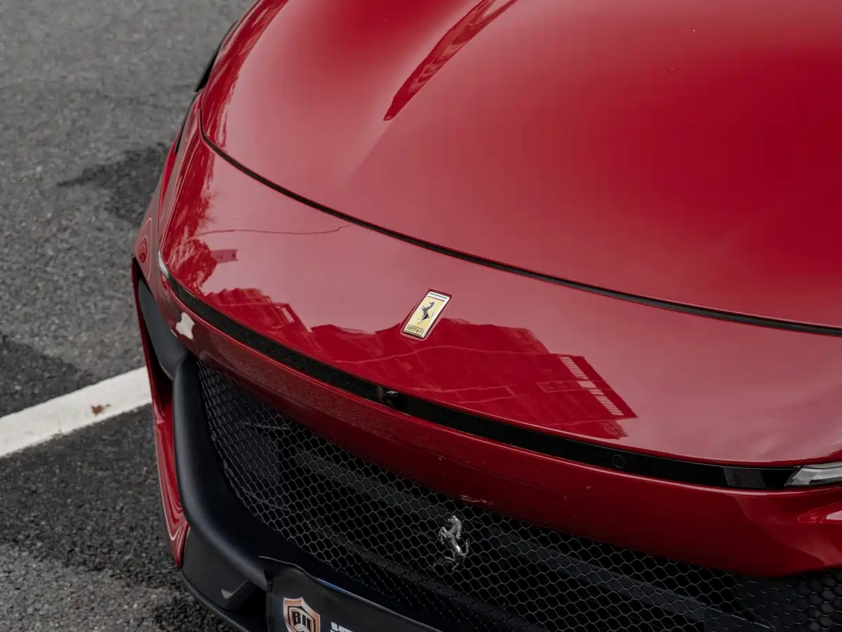 Ferrari Purosangue 2024 2023 6.5L V12