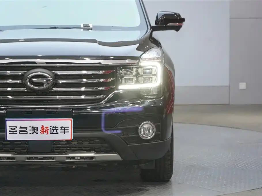 GAC Trumpchi Trumpchi GS7 2017 320T 2WD Luxury Smart Connect фото 4
