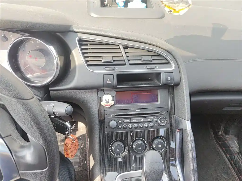 Peugeot 3008 2015 1.6THP Automatic Classic Edition фото 6