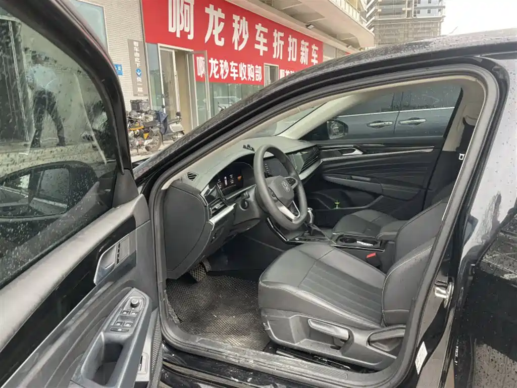 Фото 4 - Volkswagen Passat