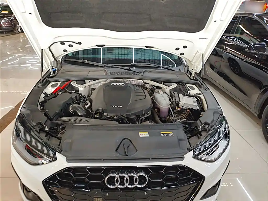 Audi A4L 2022 40 TFSI Luxury Dynamic фото 20
