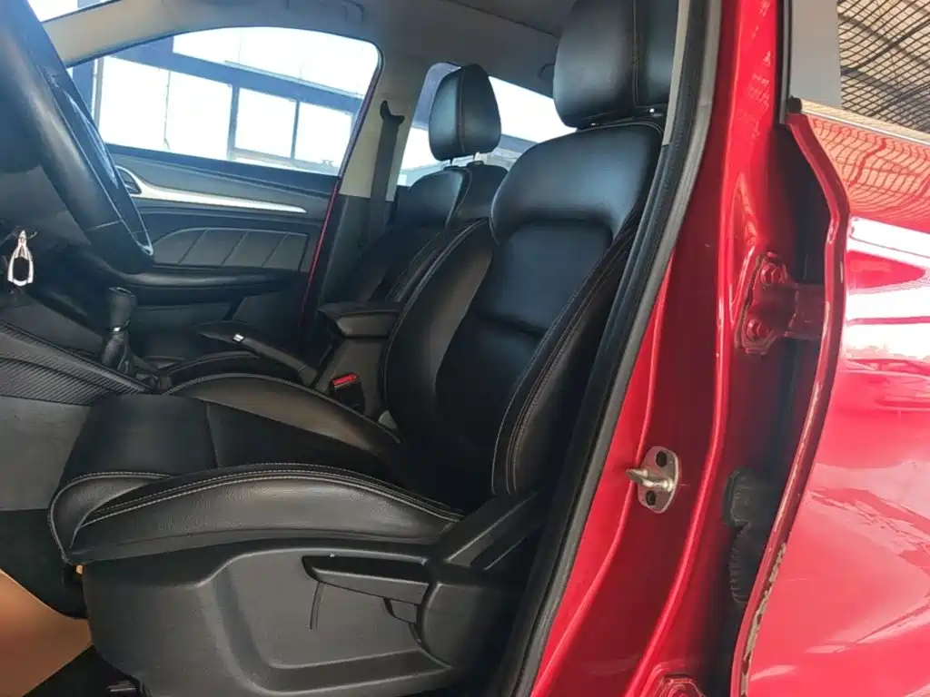 MG ZS 2017 2017 1.5L Manual Premium Internet Edition