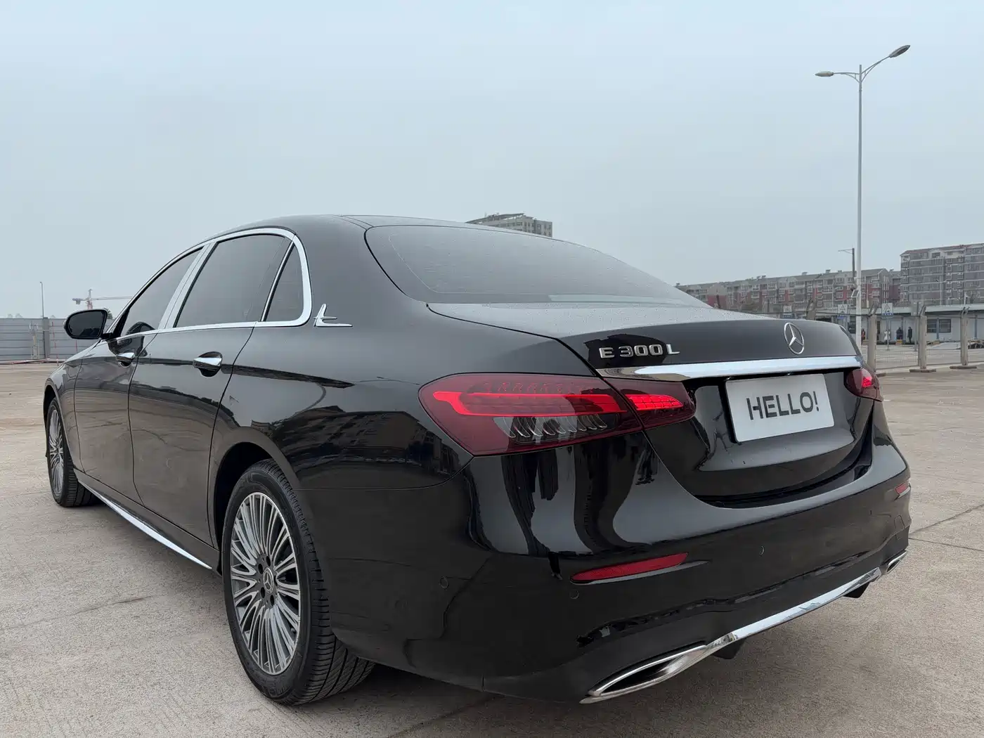 MERCEDES-BENZ E CLASS