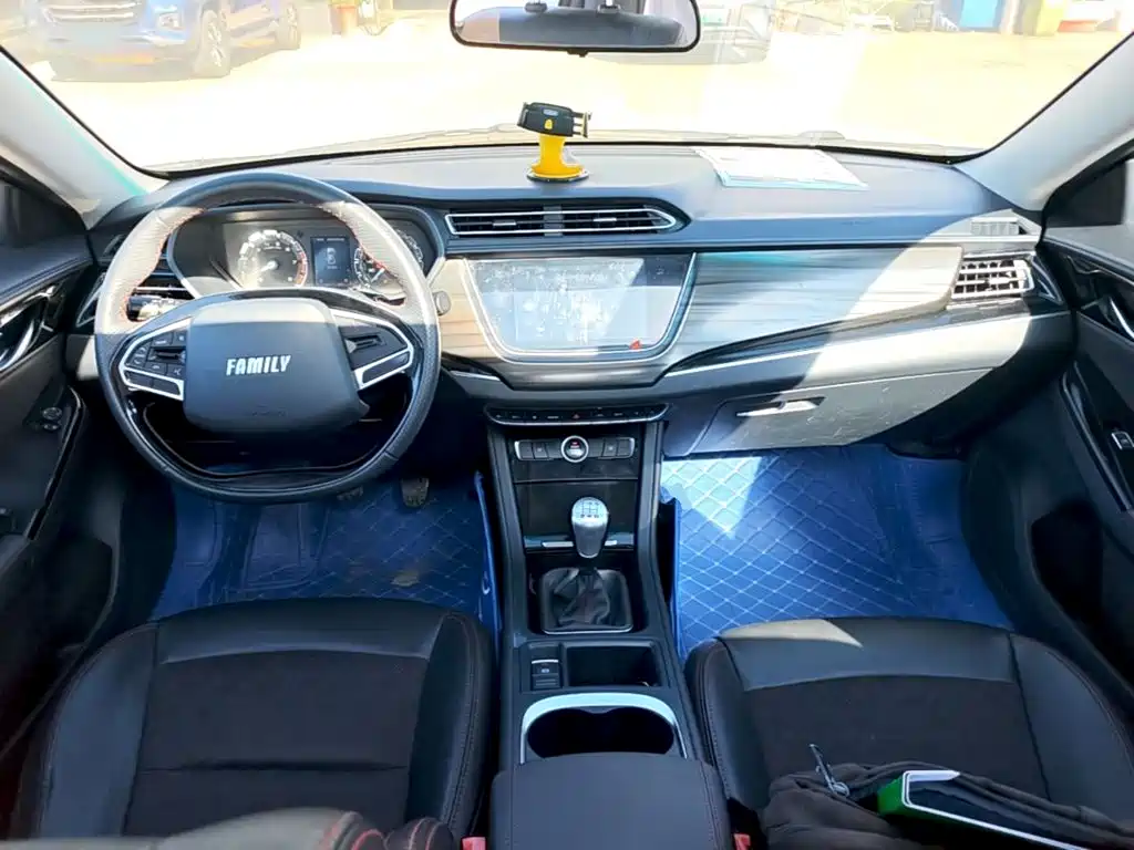 Haima Familia F5 2018 2018 1.6L Manual Luxury