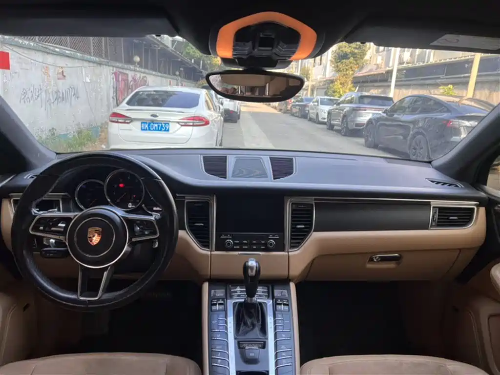 Porsche Macan 2017 Macan 2.0T фото 8