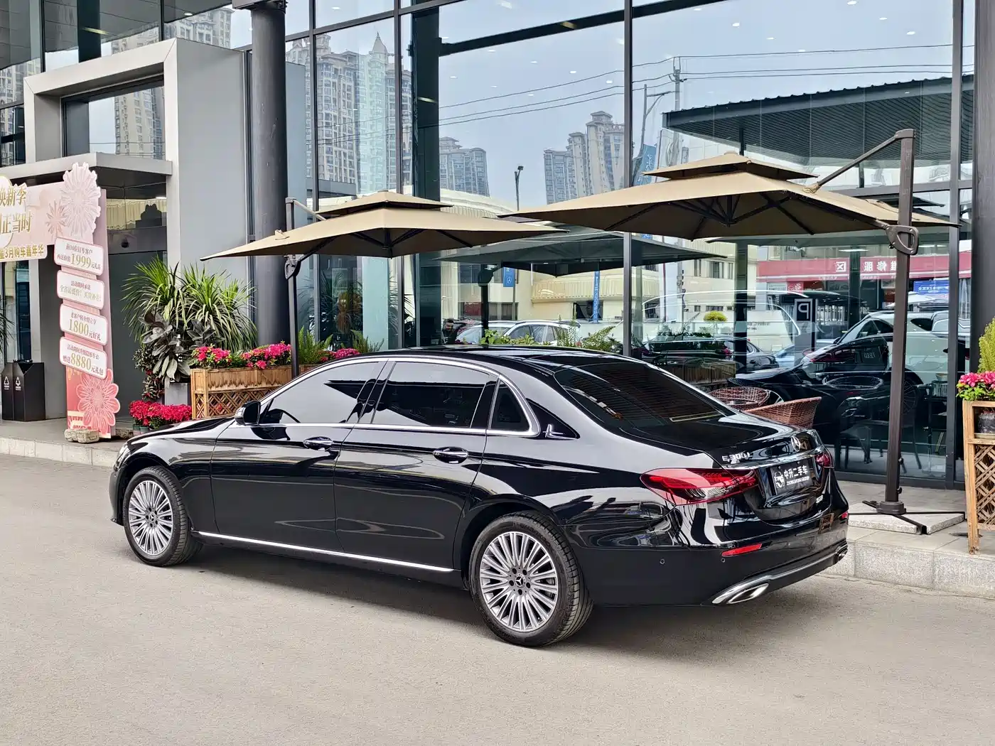 MERCEDES-BENZ E CLASS