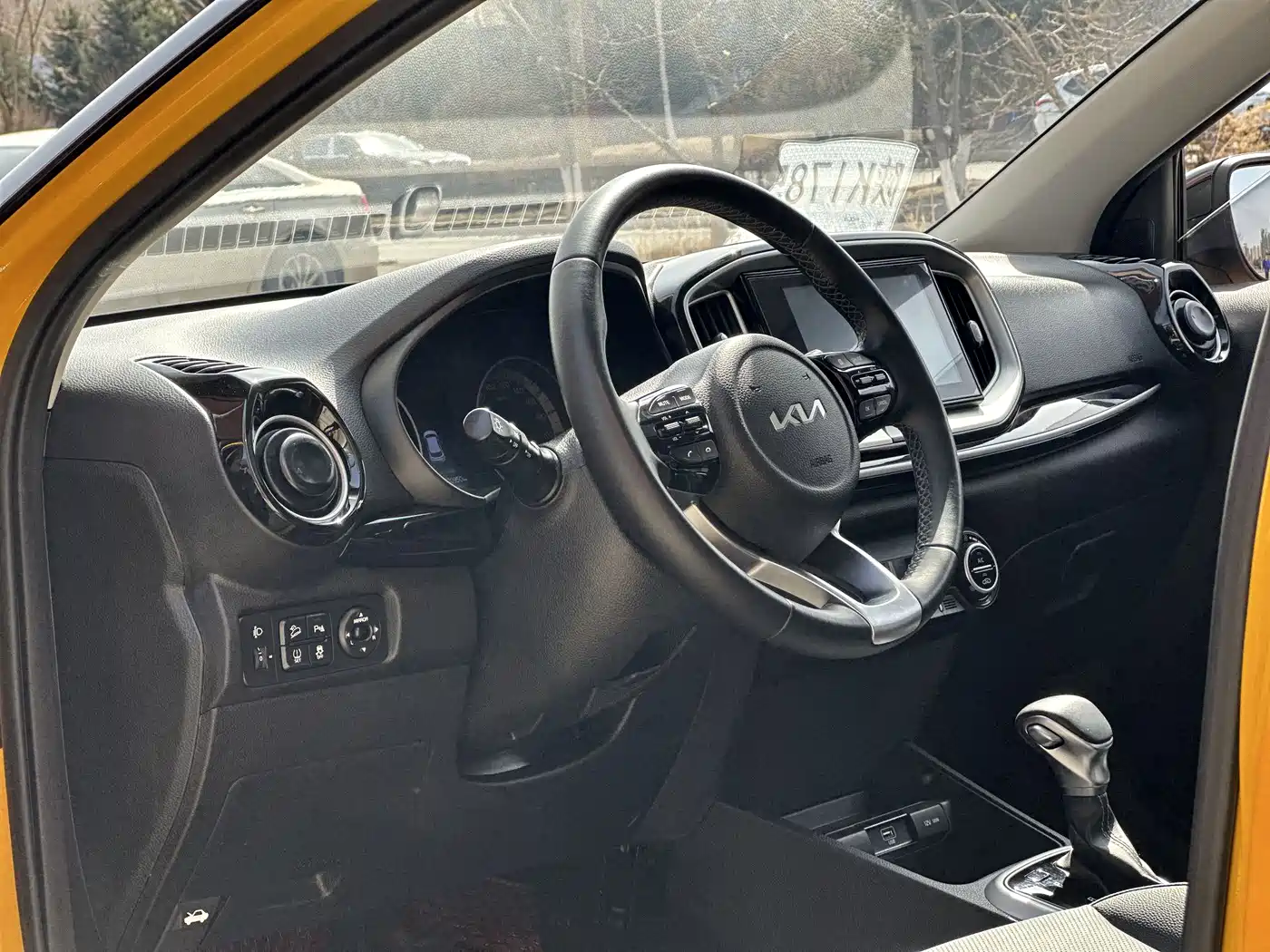 Kia KX1 2021 1.4L CVT Sunroof Version фото 18
