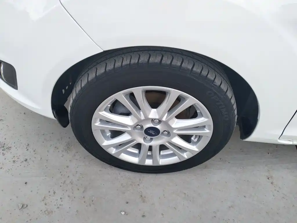 Ford Fiesta 2015 2013 Hatchback 1.5L Automatic Fashion