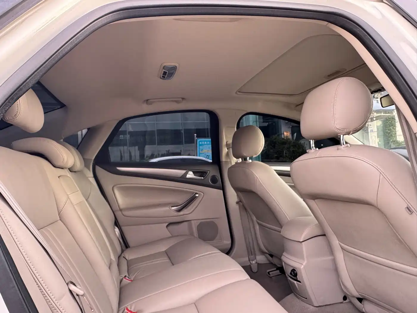 Ford Mondeo 2013 2013 2.3L Fashion Model