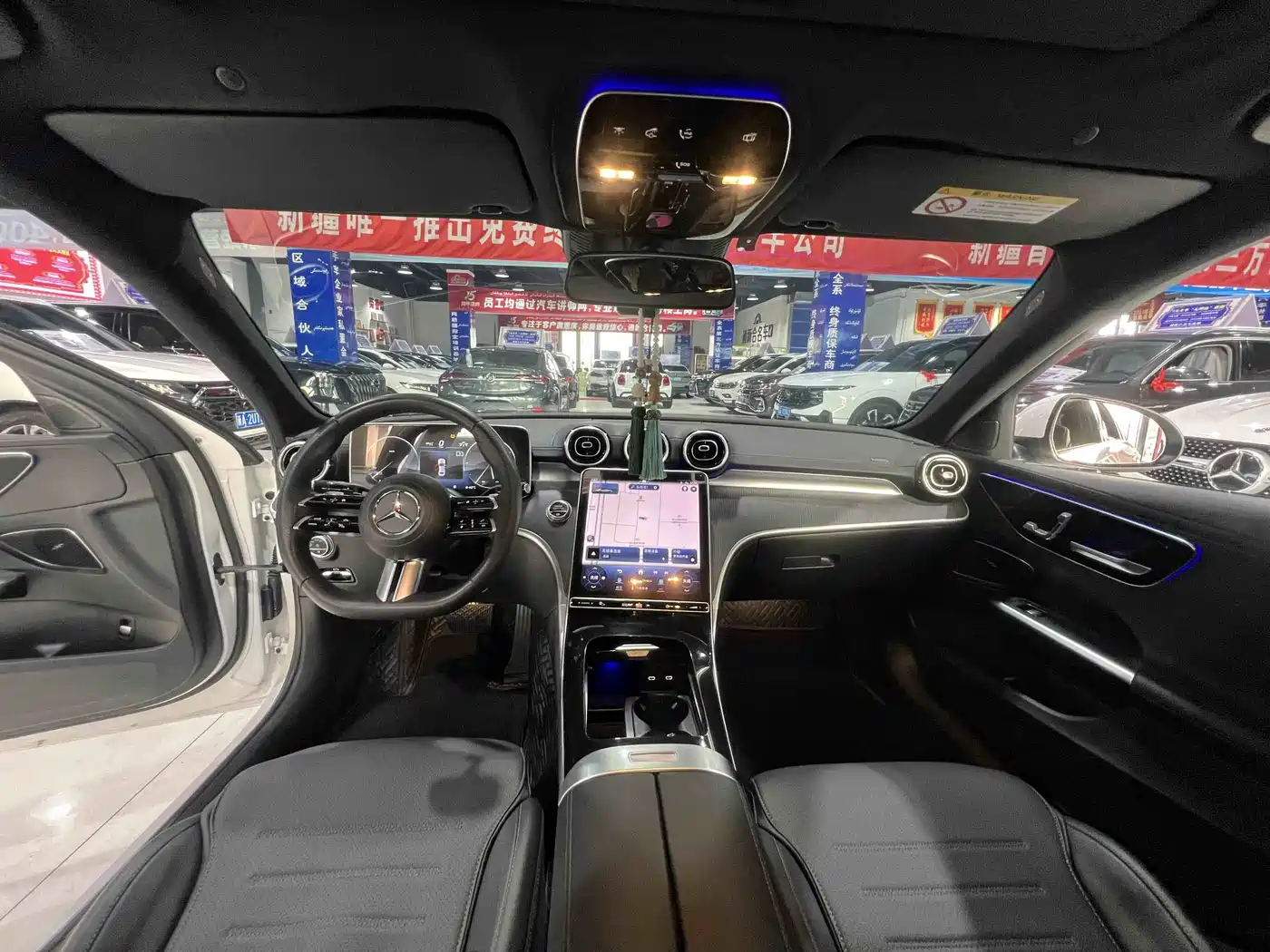 Mercedes-Benz C-Class 2023 Facelift C 200 L Sport Edition фото 5