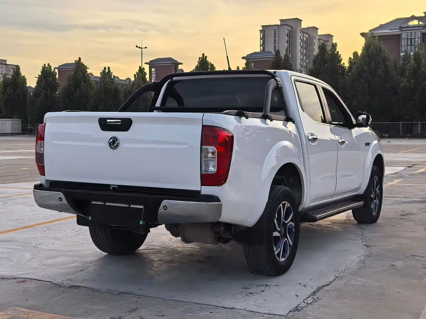 Dongfeng Rich 6 New Energy 2023 2023 Bucket Flagship Edition 350km