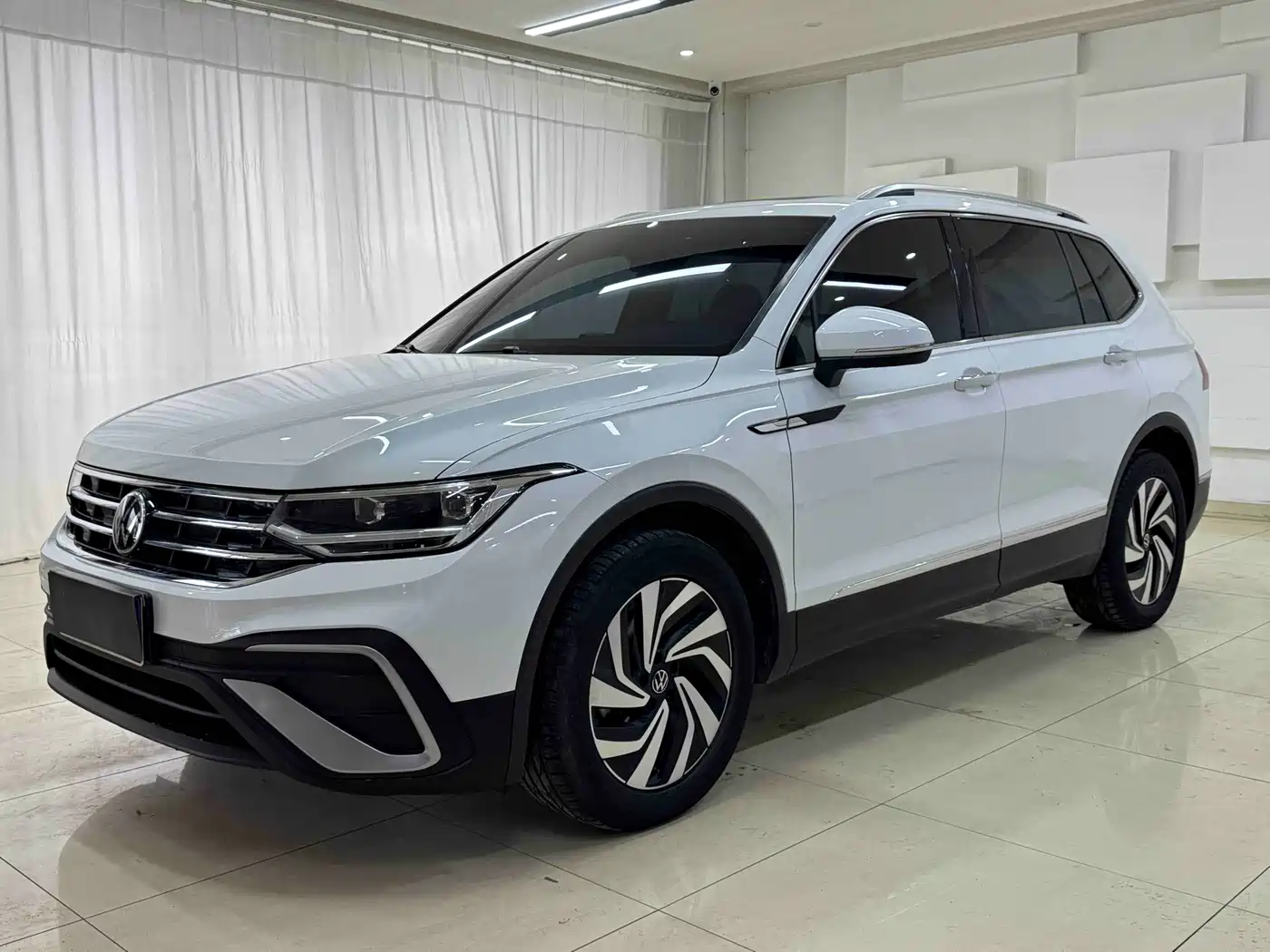 Volkswagen Tiguan L 2023 280TSI 2WD Trend Limited Edition