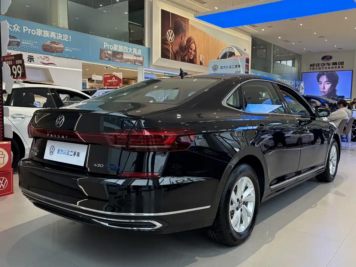 VOLKSWAGEN PASSAT NEW ENERGY