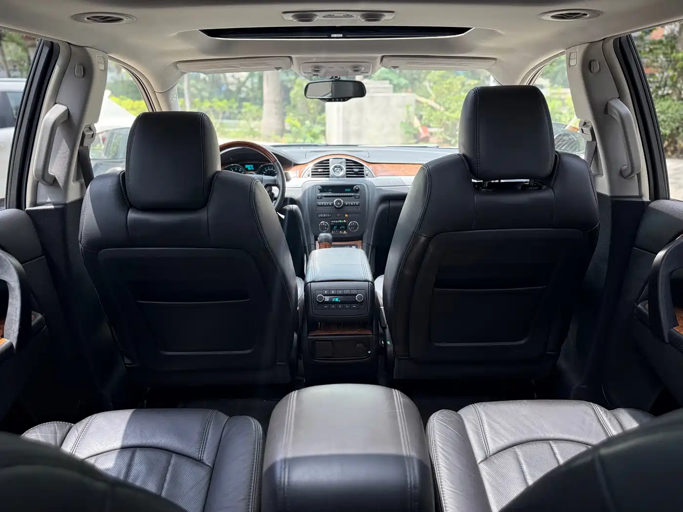 Buick Enclave 2010 2010 3.6L Elite Edition
