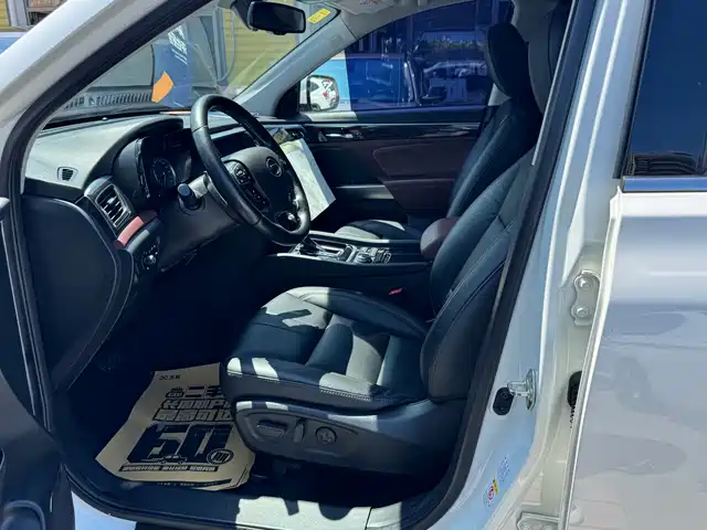 GAC Trumpchi Trumpchi GS8 2017 320T AWD Luxury Smart Connect (7-Seater) — фото 2