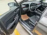 Фото 12 - Geely Binrui