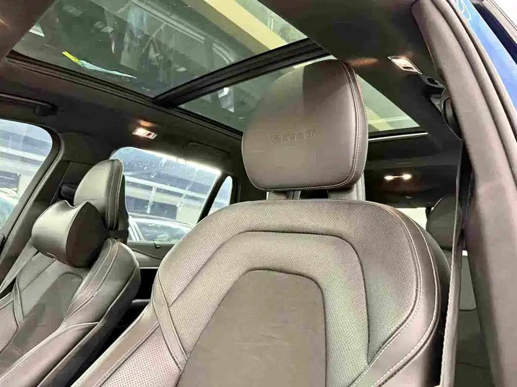 Фото 6 - Volvo XC90