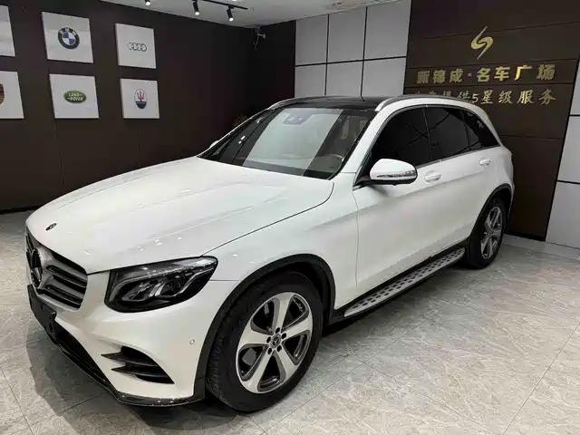 MERCEDES-BENZ GLC