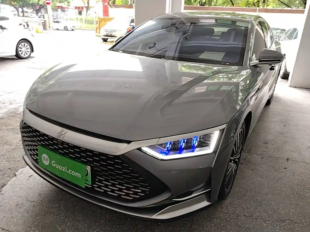 Фото 2 - BYD Han