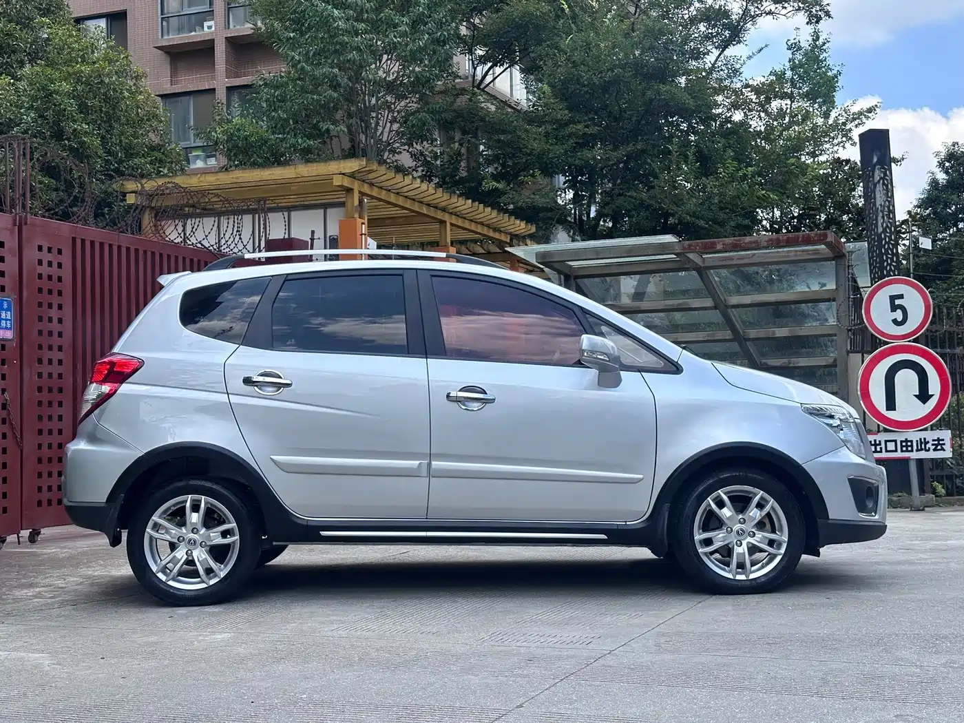Changan CX20 2014 2014 1.4L Manual Sport China IV