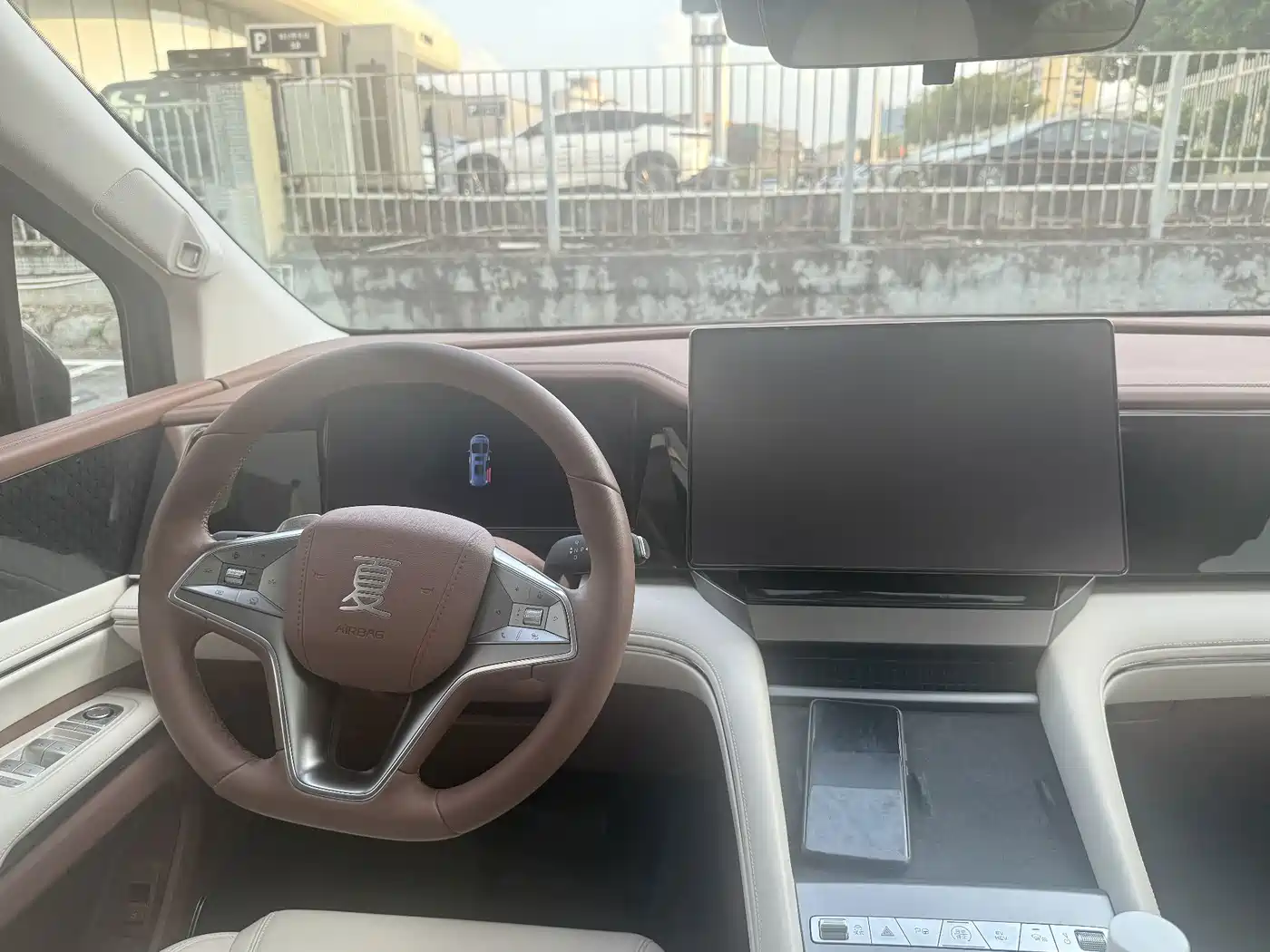 BYD Xia 2025 2025 DM-i 1.5T 100km Surpass Edition