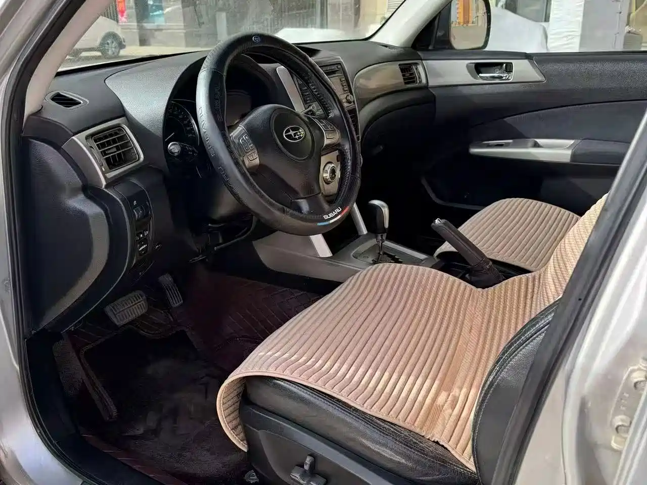 Photo 4 - Subaru Forester