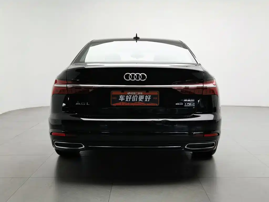 Фото 4 - Audi A6L