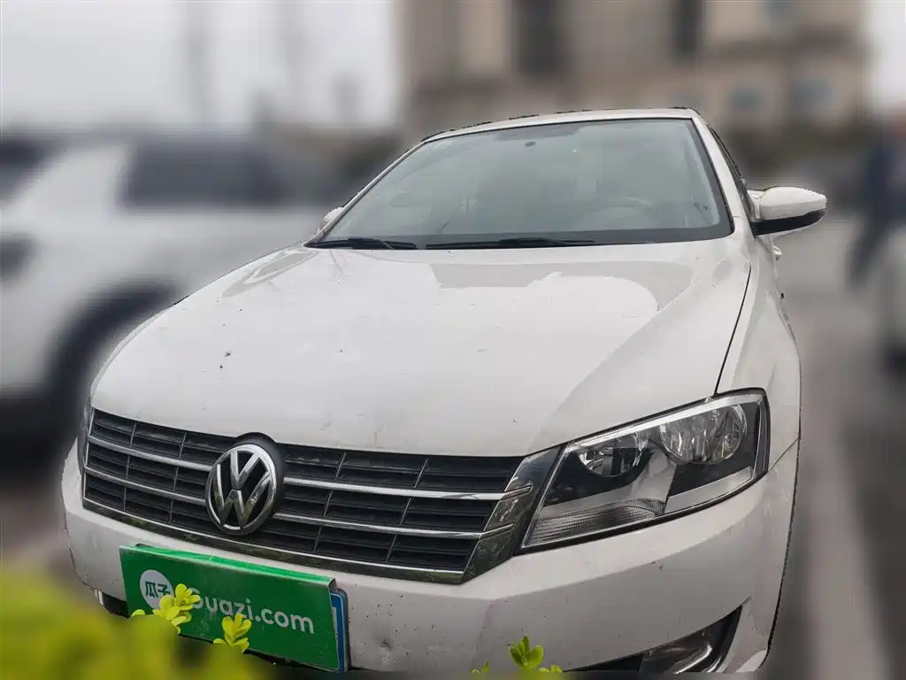 Volkswagen Lavida 2013 Facelift Classic 1.6L Automatic Comfort фото 24
