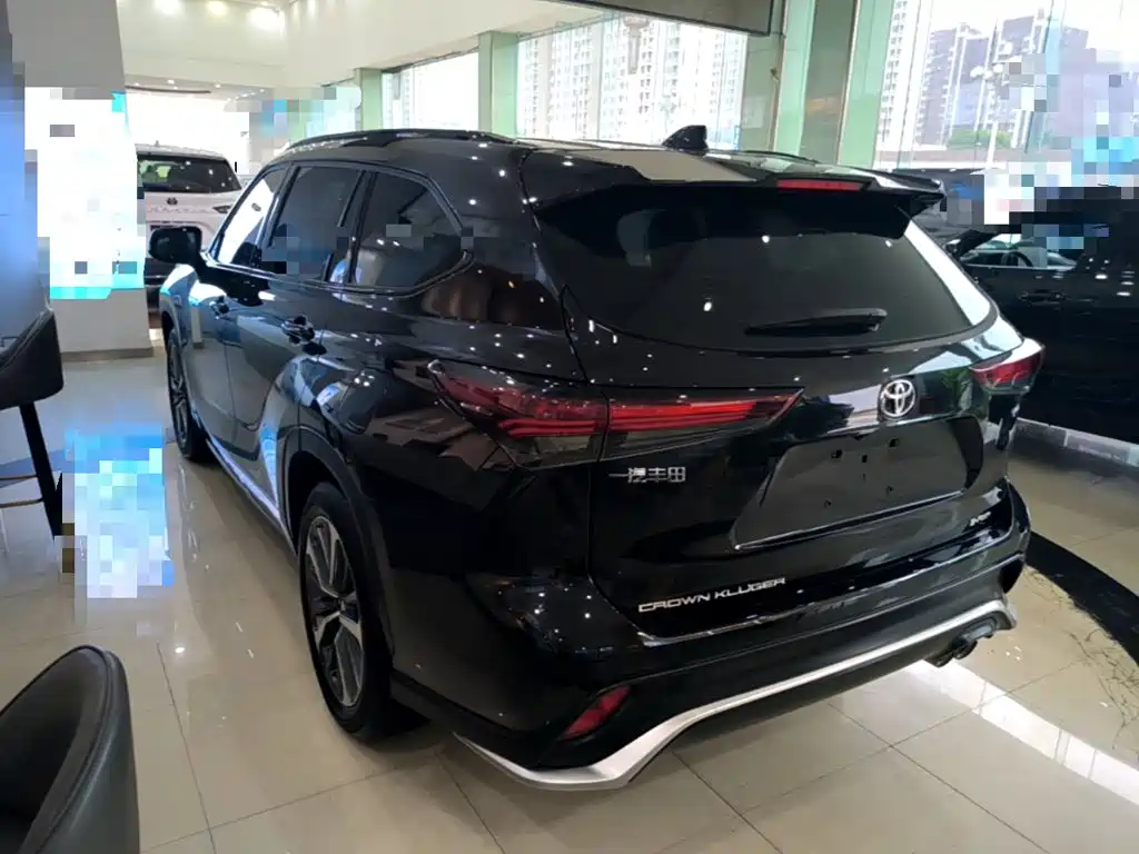 Toyota Crown Kluger 2025 2024 2.5L HEV 4WD Luxury Edition