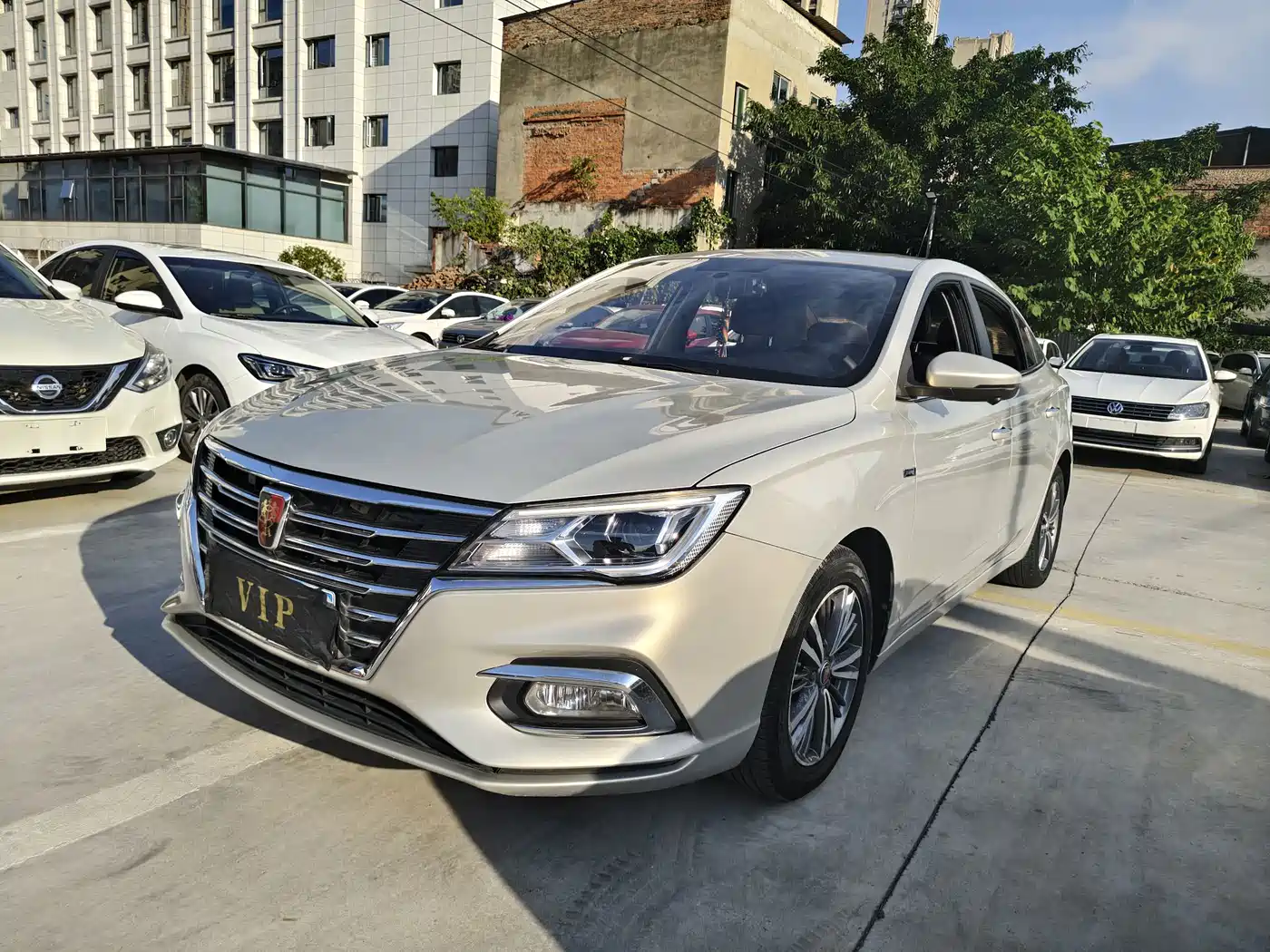 Roewe i5 2019 2019 1.5L Auto 4G Langhao Edition