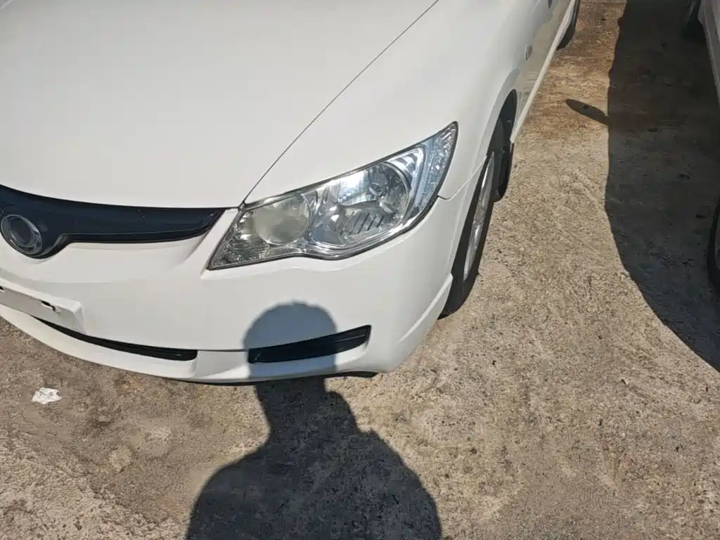 CIIMO CIIMO 2016 2015 1.8L Automatic Comfort Edition
