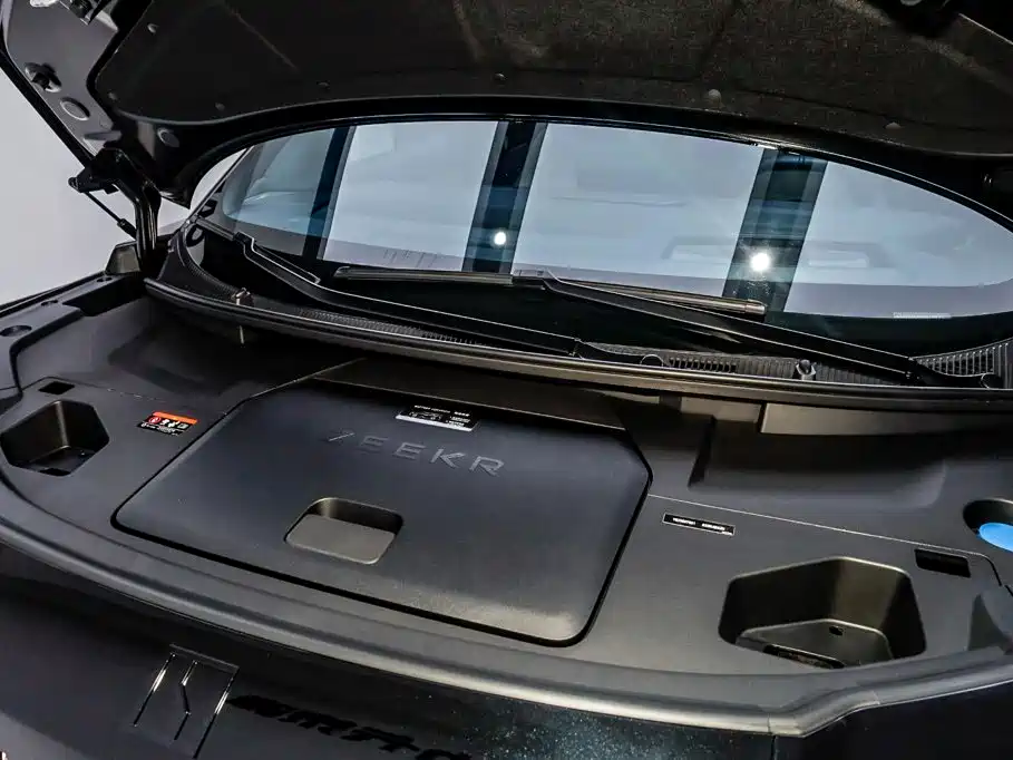 ZEEKR 009 2025 2024 7-Seat Aisle AWD Version 108kWh