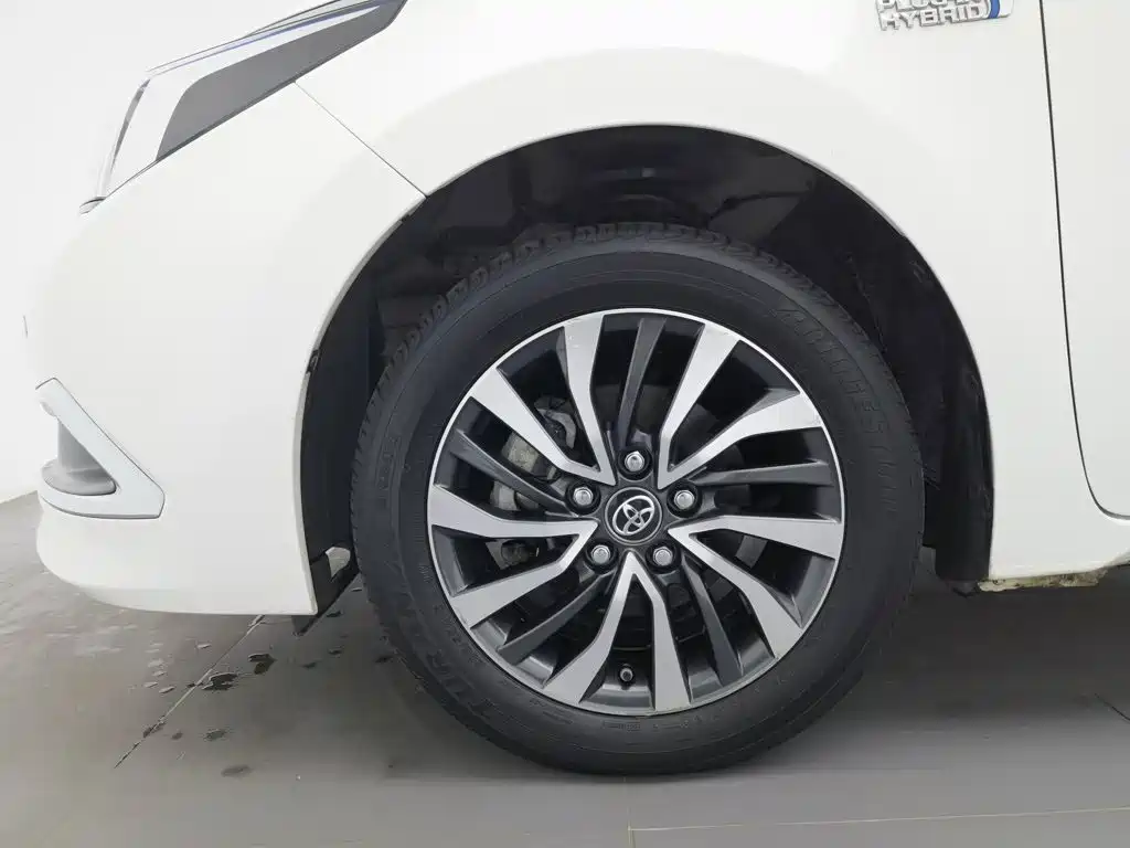 Toyota Corolla Twin Engine E+ 2021 2020 1.8L E-CVT Comfort Edition