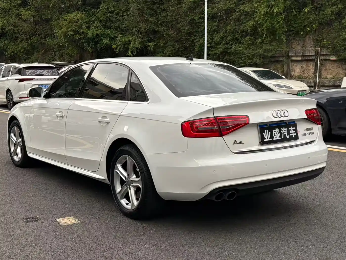 Audi A4L 2015 35 TFSI Auto Standard фото 6