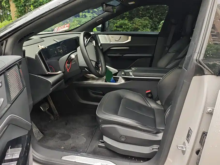 HiPhi Y 2023 2023 560km Pioneer Edition