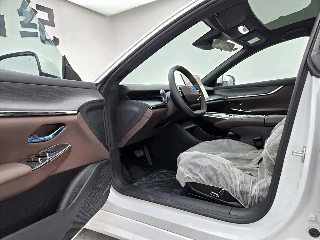 Changan Qiyuan A07 2026 2025 Ultra Long Blue Whale EREVt310 Luxury