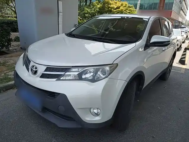  Toyota RAV4 Rongfang 2015 2.0L CVT 4WD Pioneer Edition