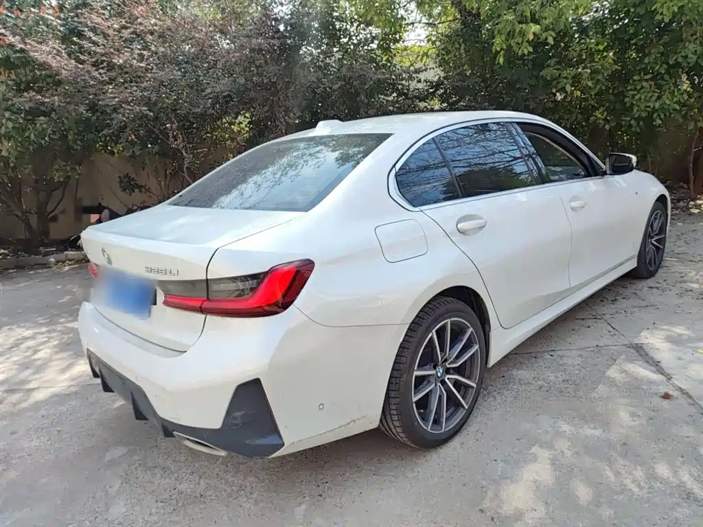 BMW 3 Series 2024 325Li M Sport Package фото 7