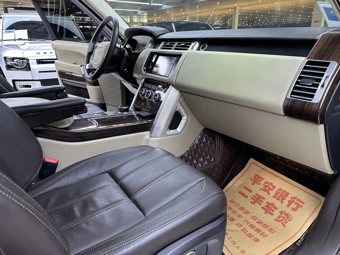 Land Rover Range Rover 2015 3.0 SC V6 Vogue фото 10