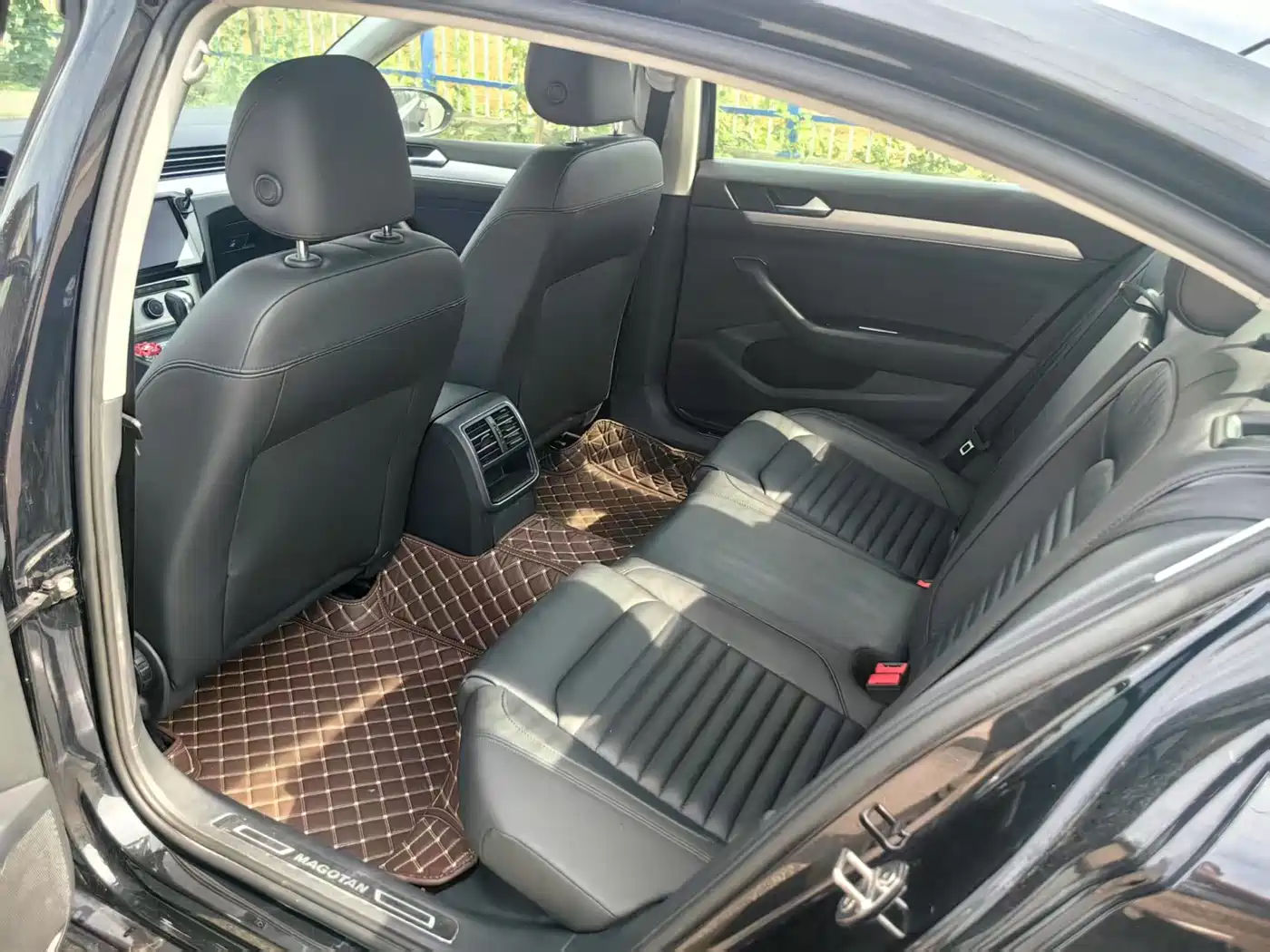 Volkswagen Magotan 2017 330TSI DSG Comfort фото 11