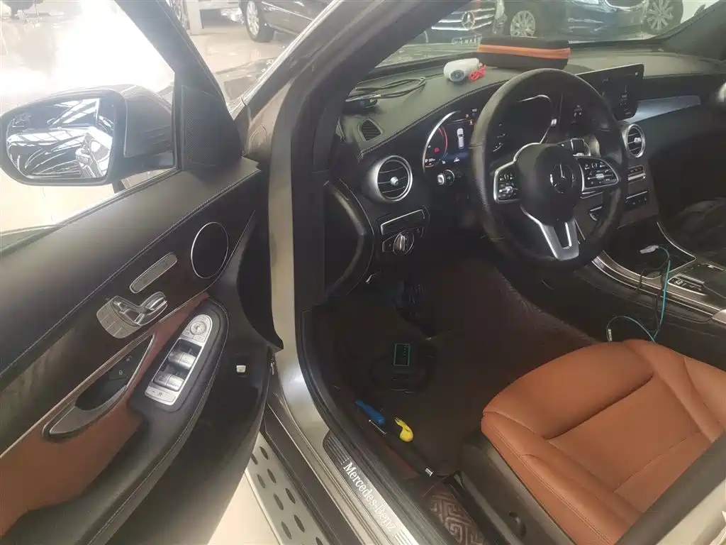 Mercedes-Benz GLC 2020 Facelift GLC 300 L 4MATIC Dynamic фото 12