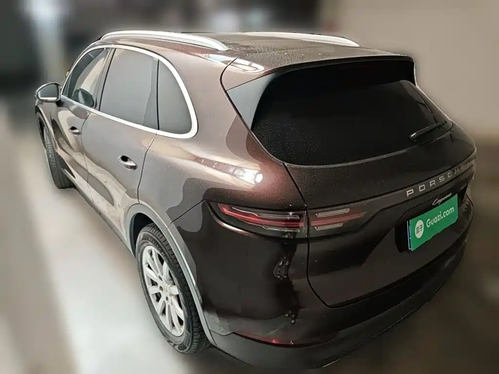 Фото 25 - Porsche Cayenne