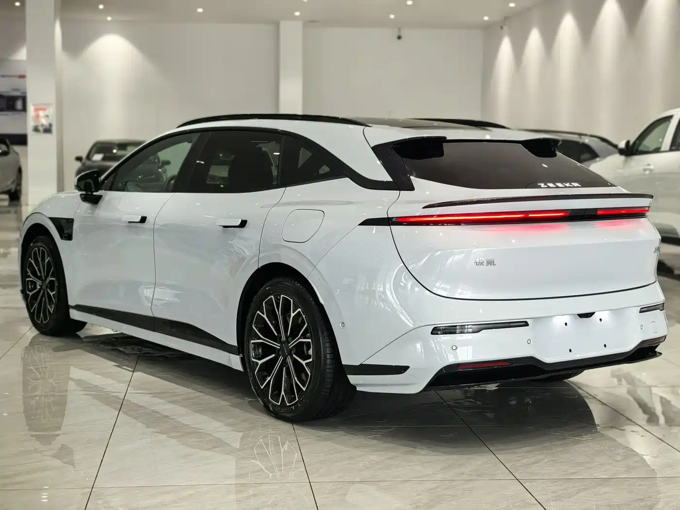 ZEEKR EXTREME KRYPTON 007GT