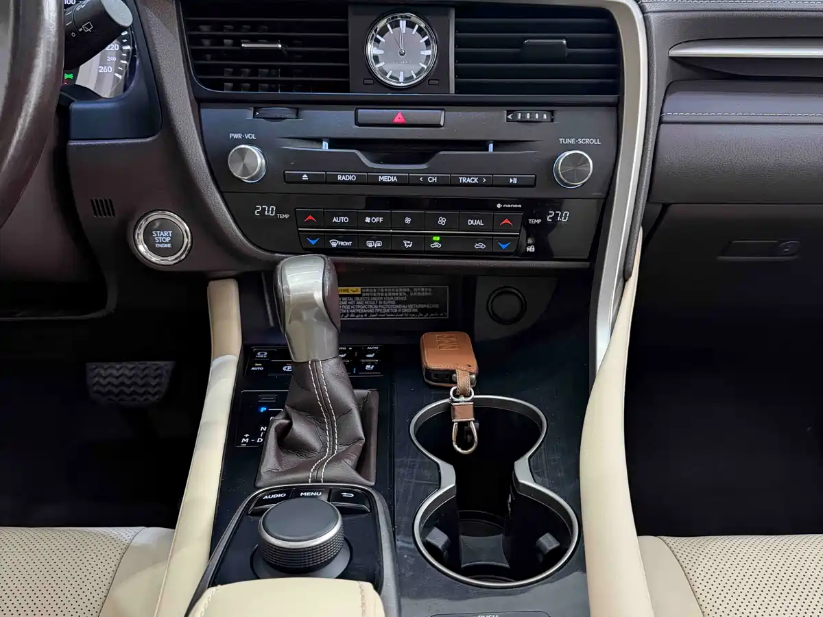 Lexus RX 2016 300 4WD Elegance Edition (China V) фото 11